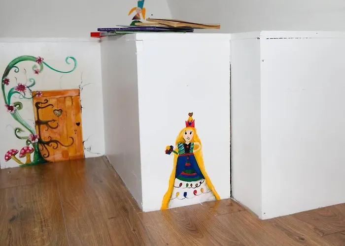 Stable View, Clara Meadows Dunfanghy * Dunfanaghy